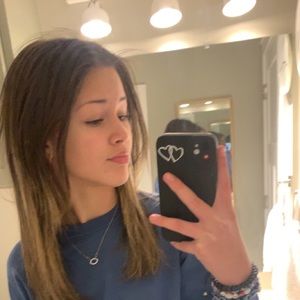 Meet your Posher, Veronica